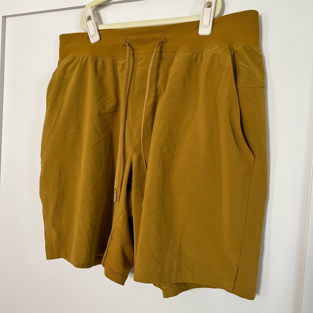 Lululemon T.H.E linerless short 9”